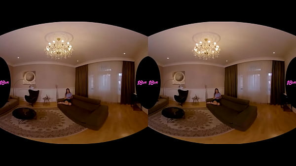 Sybil An Undressed Cutie Selfie In Virtual Reality Sex!