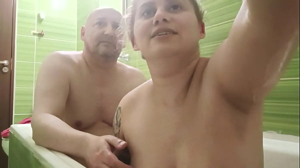 Giant Knockers And Mature Gentleman Handjob In The Bath