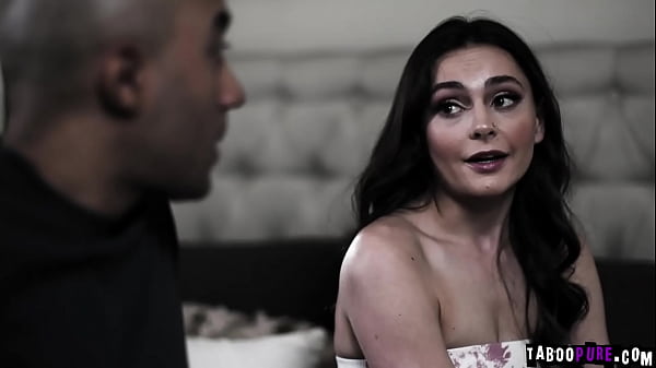 Stepsiblings Oliver Davis And Aften Opal CRAVE To Have Sex With Each Other NOW To Quell Their Lusts