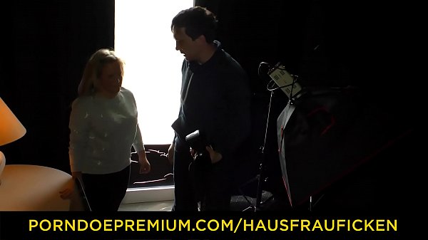 HAUSFRAU FICKEN - Candid Older German Housewife Gets Cream On Tits In Inflaming Hardcore Nail