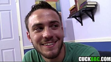 Cuckold Exchanging Coed Babe With 3 BBC