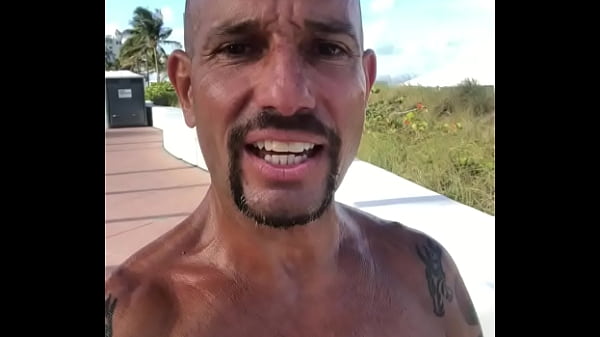 THE HAPPY PORNSTAR MAXXX LOADZ