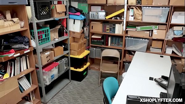 Busted Shoplifter Ella Hughes Bj The LP Officer Huge Dick!