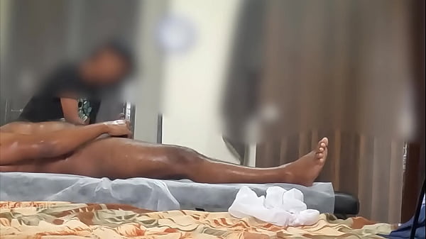 Boner Baring To Massage Madam In Thailand