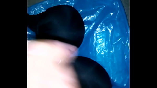 Jizz Bra
