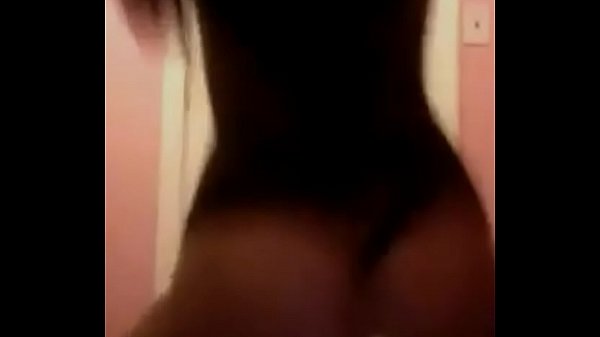 Kiki Amour Thong Wobble