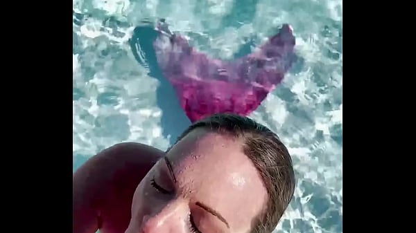 Busty Rack Fair-haired Tiffany Leiddi Provides A Sensuous BJ In The Pool