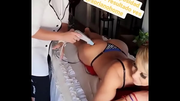 MÓNICA FARRO Trola Uruguaya