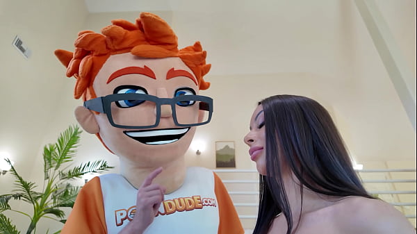 German Gal Cara Mella’s Footjob And Face Finish Bash