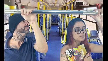 Estudante Foi Encoxada Dentro Do ônibus!