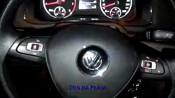 Enquanto O Ton Dirigia, A Carona Fazia Um Boquete