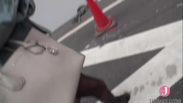 Gutsy Pickup! Hachioji Direct Production! No Matter How Vigorous She Squirts, Never Stops Pushing... - Intro