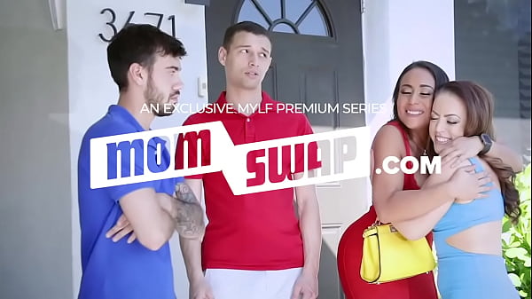 Busty Tramp Pristine Edge Dreams About Taking Her Stepson's Cock