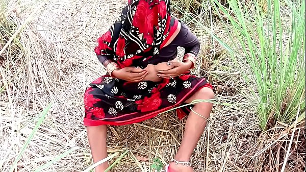 धान के खेत मे सासुर जी ने जबरदस्ती चोद दिया