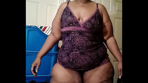 Sultry Sbbw Ms Ann Aka Dee Getting Kinky With Dat Enormous Soft Cheeks