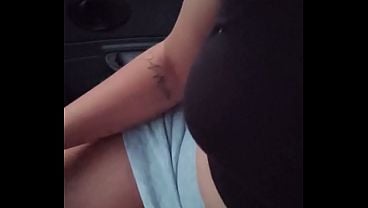 Porno Callejero Hot Latina Caminando En La Calle Me Da Una Mamada