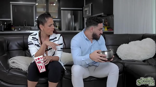 Stepbrother Granting Nikki Dainty He Boner That She Covets
