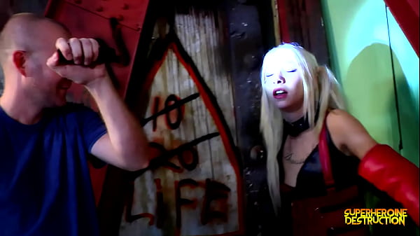 Harley Q Trailer Long MP4