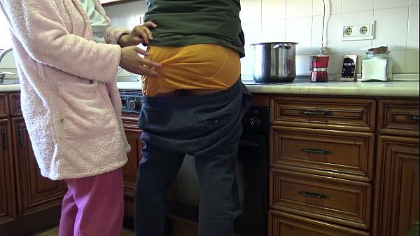 FAMILY SEX: Betraying Aunty Takes It In The Asshole