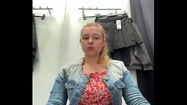 Public Climax With Jucielussie In The Fitting Room
