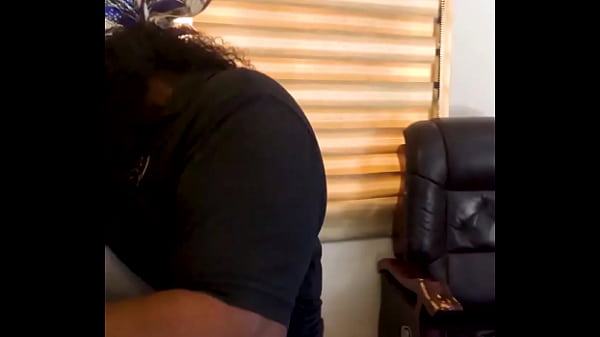 Leaked Video Of A Job Agent Ramming A Lecturer Applicant In His Office Before Offerring Her Job, Watch As She Spurts All Over The Desk (Watch Full Video On RED)