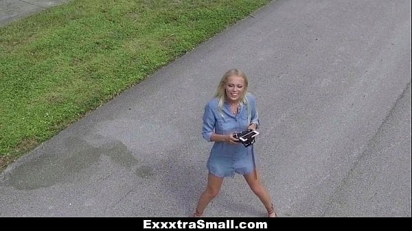 ExxxtraSmall - Cute Platinum (Brice Bardot) Caught Spying