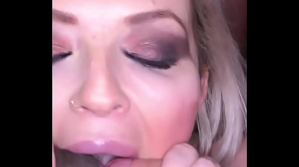 Deepthroat Group Cumshot Party