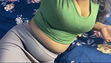 Desi Indian Pados Wali Aunty Ke Saath Full Masti Kiya Pela Peli Xxx Viral Mms Video, Hindi Audio
