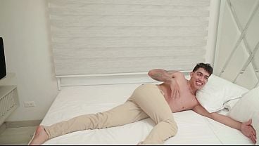 He Passes A Bed With His Stepmama And Unexpectedly Gets Turned On