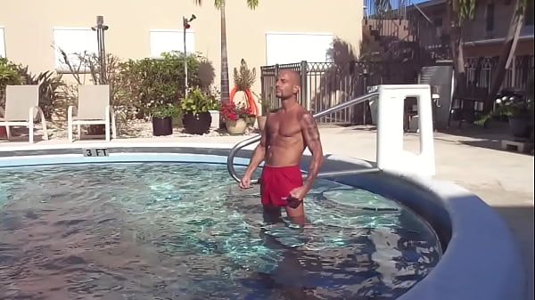 Maxxx Loadz The Hardbody Pornstar Flexing In The Pool