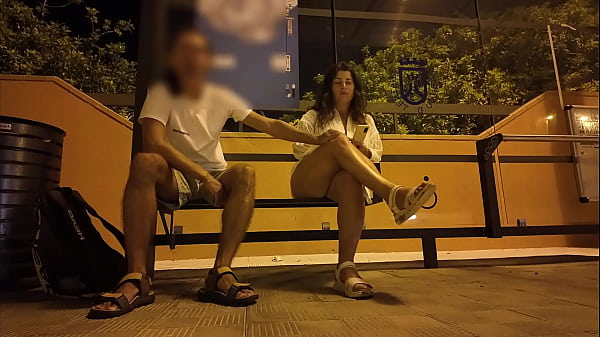 Newcomer Seduced A Mature At A Bus Stop. Pounding On The Street With Someone Else's Wifey