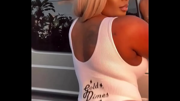 Thick Rear Wiggle