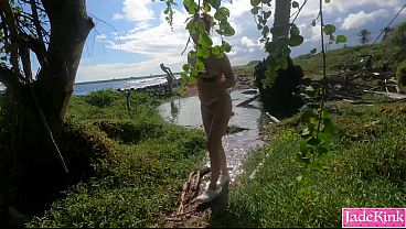 Lover Jade Kink Licking And Pounding Near Public Beach
