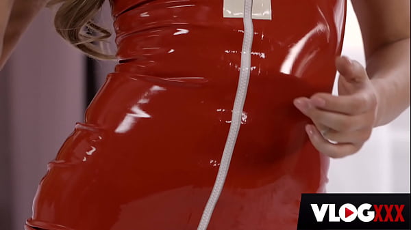 Sarah Smoldering In Red Latex Caregiver Outfit BTS