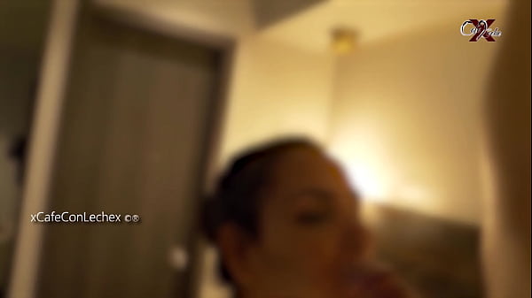 La Hermana De Mi Novia Me Mama La Verga Hasta Atorarse Y Le Ayudo Con Su Primer Video FOLLANDO CON LA CULONA SANDRA
