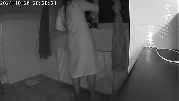 Real Cheating.New Wifey Fucks Her Husband's Friend