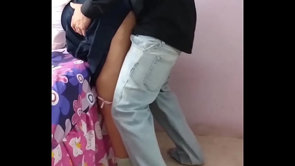 COLEGIALA Se Pone CALIENTE Con Su Profesor! Y Prueba El Semen Por Primera Vez! VIDEO CASERO