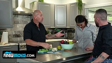 Bratty Ryder Rey Beguiles Her Dad's Friend Ike By Flashing Him In The Kitchen