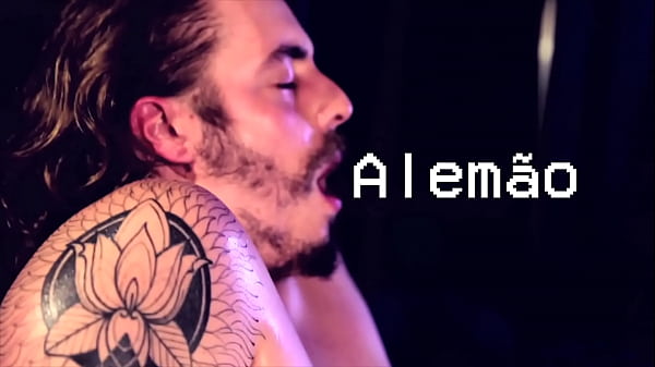 Dany Skyli, Dread Smoking E Alemão Num Menage Amador Altporn
