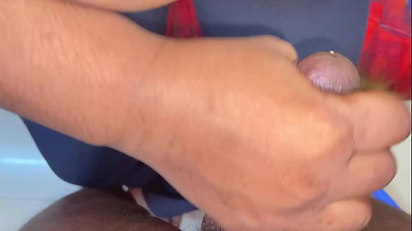 Diwali Ka Gift Dene Se Pahle Naukarani Ke Saath Chudai Kiya, Viral Sex Mms With Hindi Audio