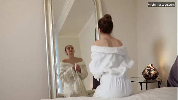 Lola Kicsapongo Enjoys Her Entire Virgin Bod Massage