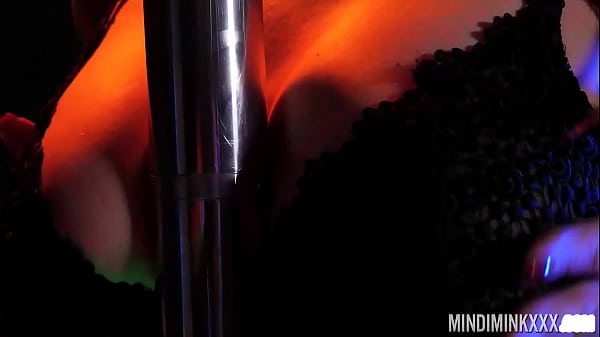 Mindi Mink Eats Da Soft Taco Of Auburn-haired GILF Sensual Vanessa!