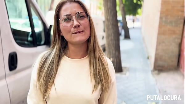 PutaLocura - La Manchega Candente Lucía Gold Traga Lefa De Torbe En Pilladas.