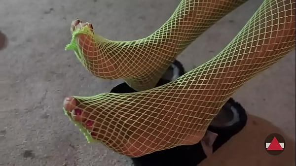 Green Fishnets Pumpings