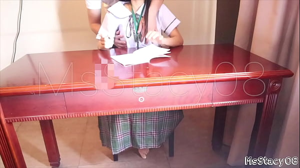 Kinantot Ako Ni StepDad Habang Gumagawa Ng Homework