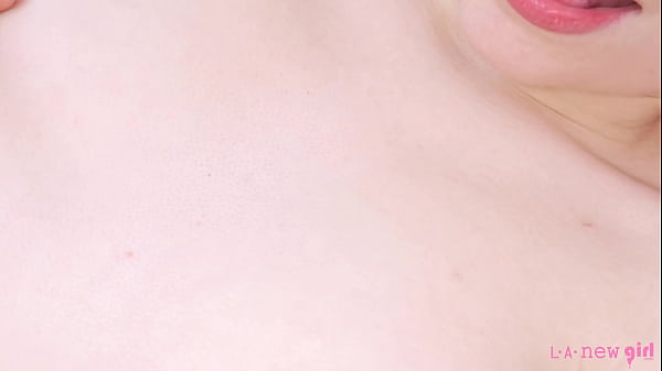 Cutie Raven-haired Nude Close Up