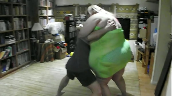 Gabi Vs BodyBuilder