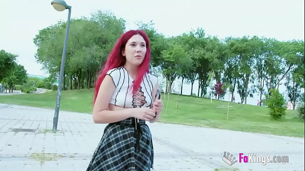 She Gets The 'hood Sizzling With Her SCORCHING OPEN DISPLAY!! Copper-haired Teenage Chick