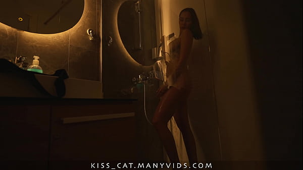 Is It Dream? Stepson Stuffs Step-mom In Hotel Split Room! Step Mom Gets Scorching Sex Till Face Finish / Kisscat