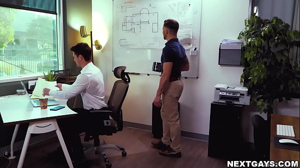 Devin Franco Lines Up To Take Casey Everett's Loads Of Spunk